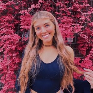 Meet your Posher, Angeline